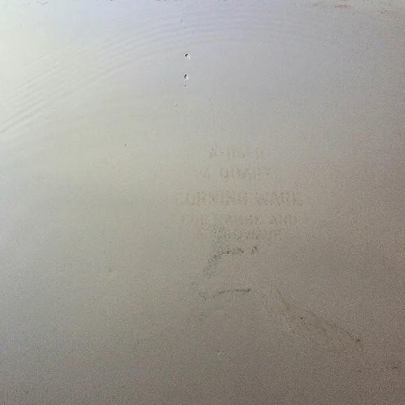 Vintage Corning Ware 4 QT. A-34-B Covered Casserole Dish - Picture 6 of 13